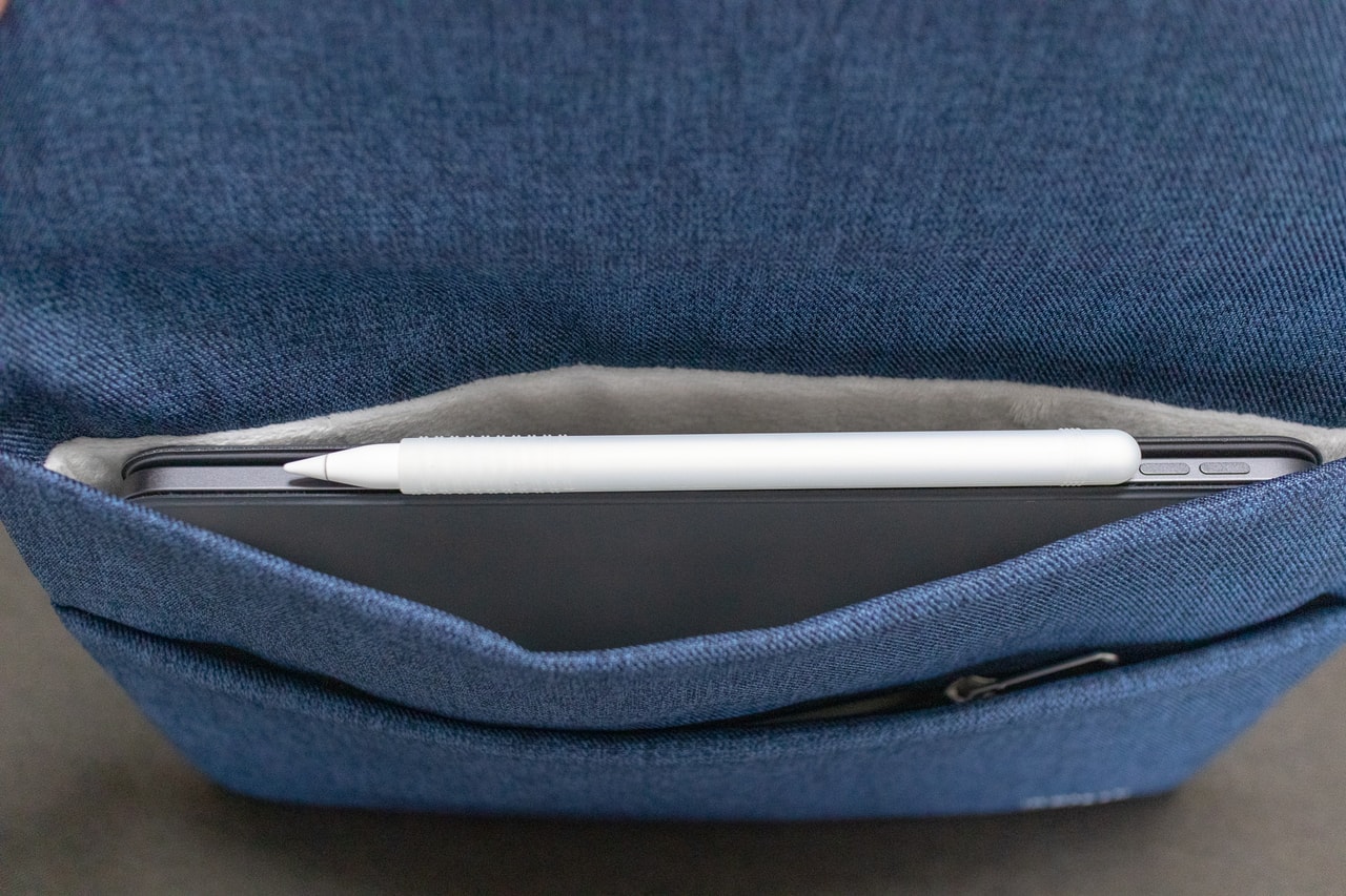 iPad Pro 11インチ用おすすめバッグインバッグ「Inateck スリーブケース」にiPad Pro 11インチを格納