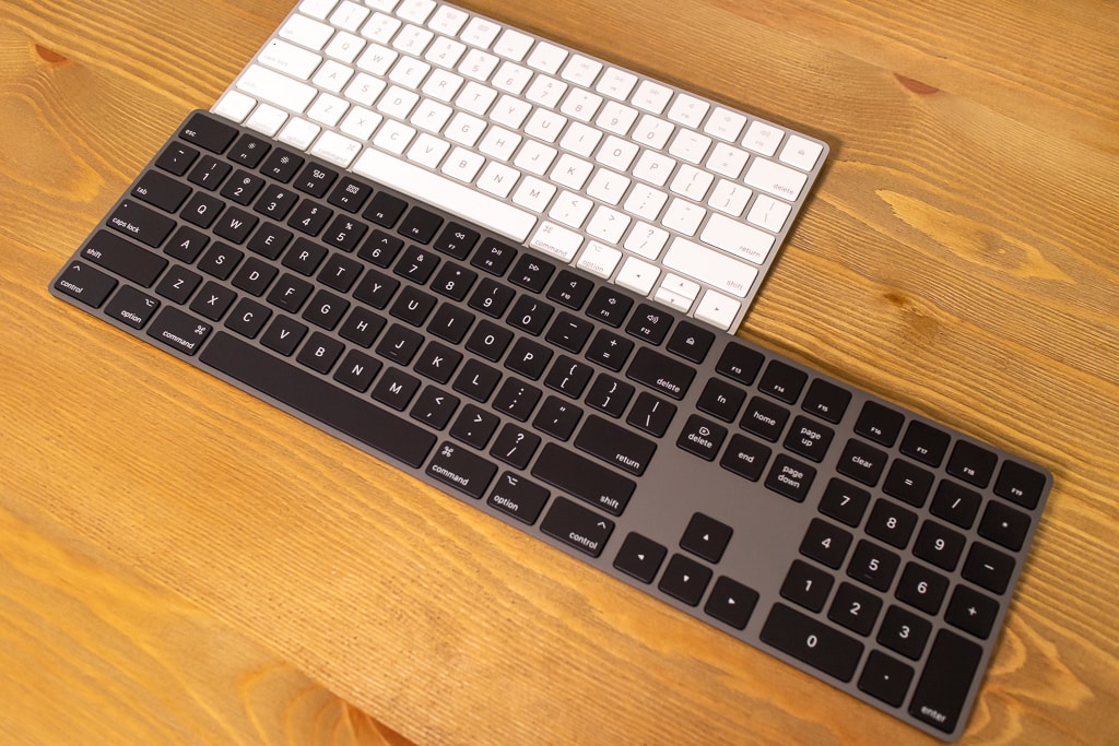 Magic Keyboard （テンキー付き）スペースグレイをテンキーなしとサイズを比較
